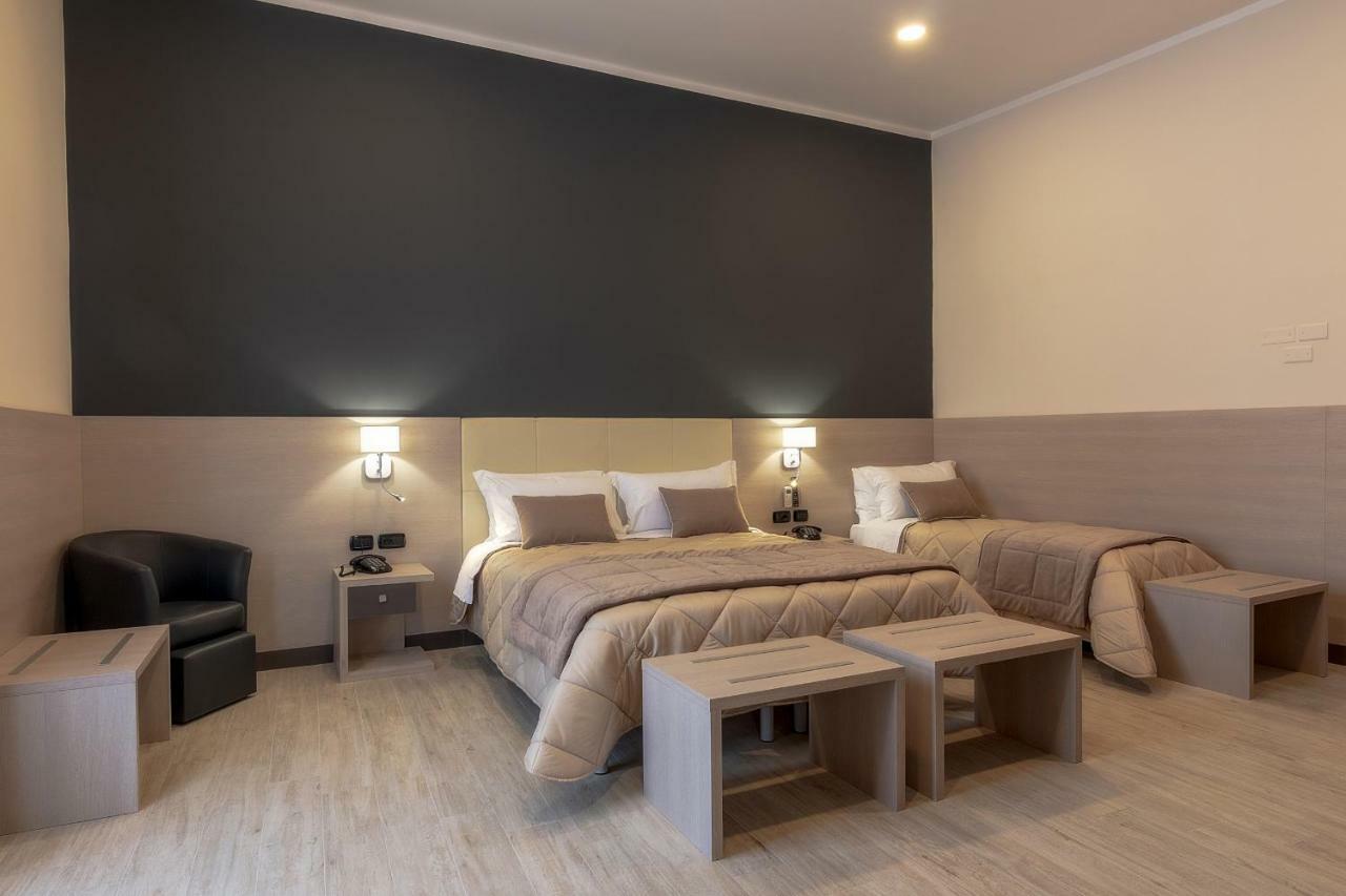 B&B Mariella'S House Santa Maria Capua Vetere Εξωτερικό φωτογραφία