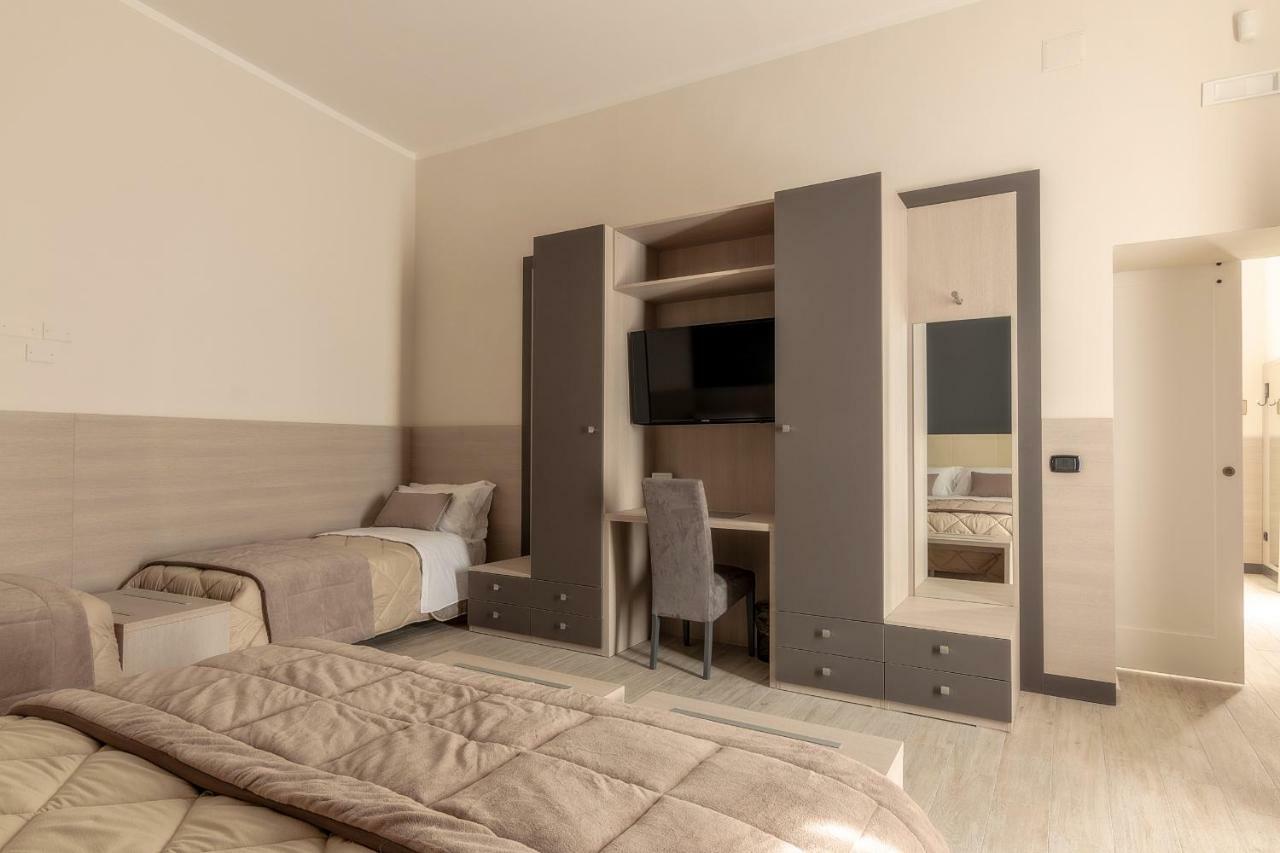 B&B Mariella'S House Santa Maria Capua Vetere Εξωτερικό φωτογραφία