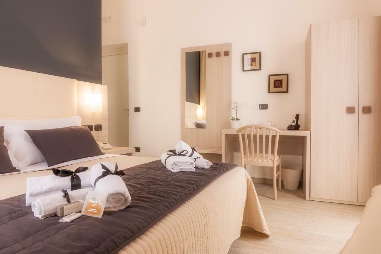 B&B Mariella'S House Santa Maria Capua Vetere Εξωτερικό φωτογραφία